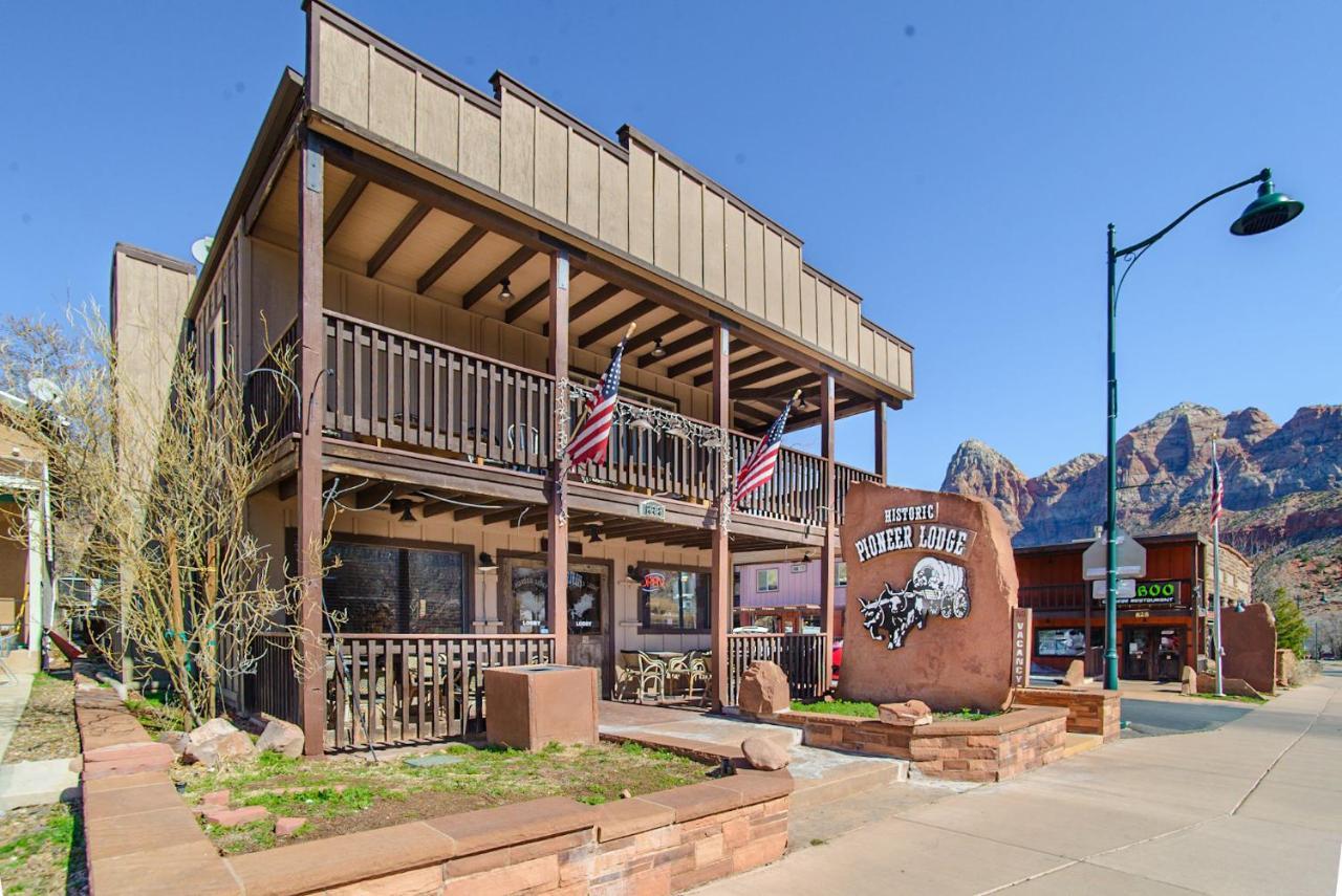 Pioneer Lodge Zion National Park-Спрингдейл Екстериор снимка