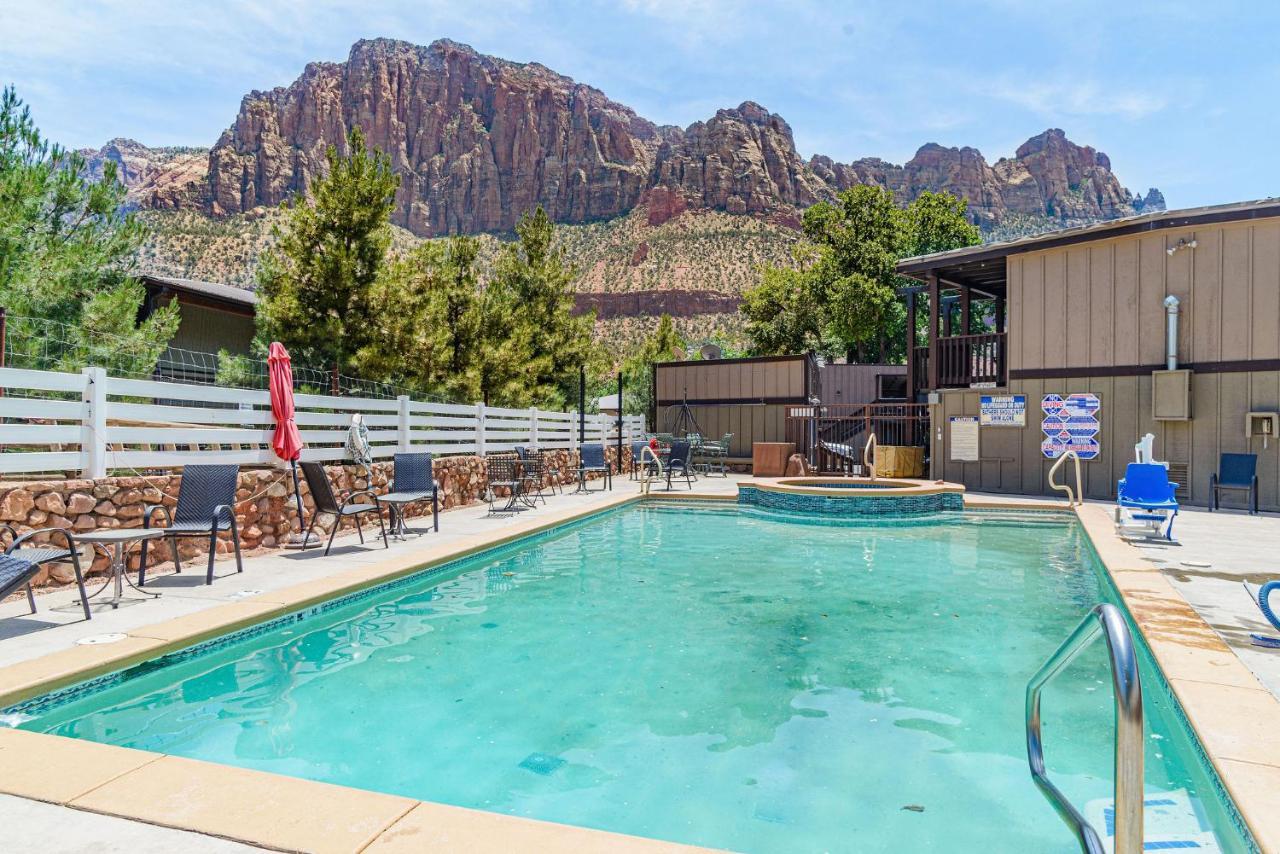 Pioneer Lodge Zion National Park-Спрингдейл Екстериор снимка