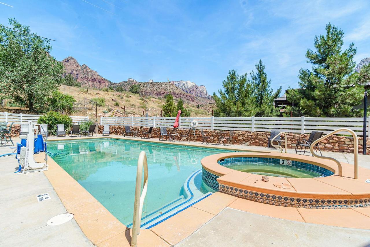 Pioneer Lodge Zion National Park-Спрингдейл Екстериор снимка