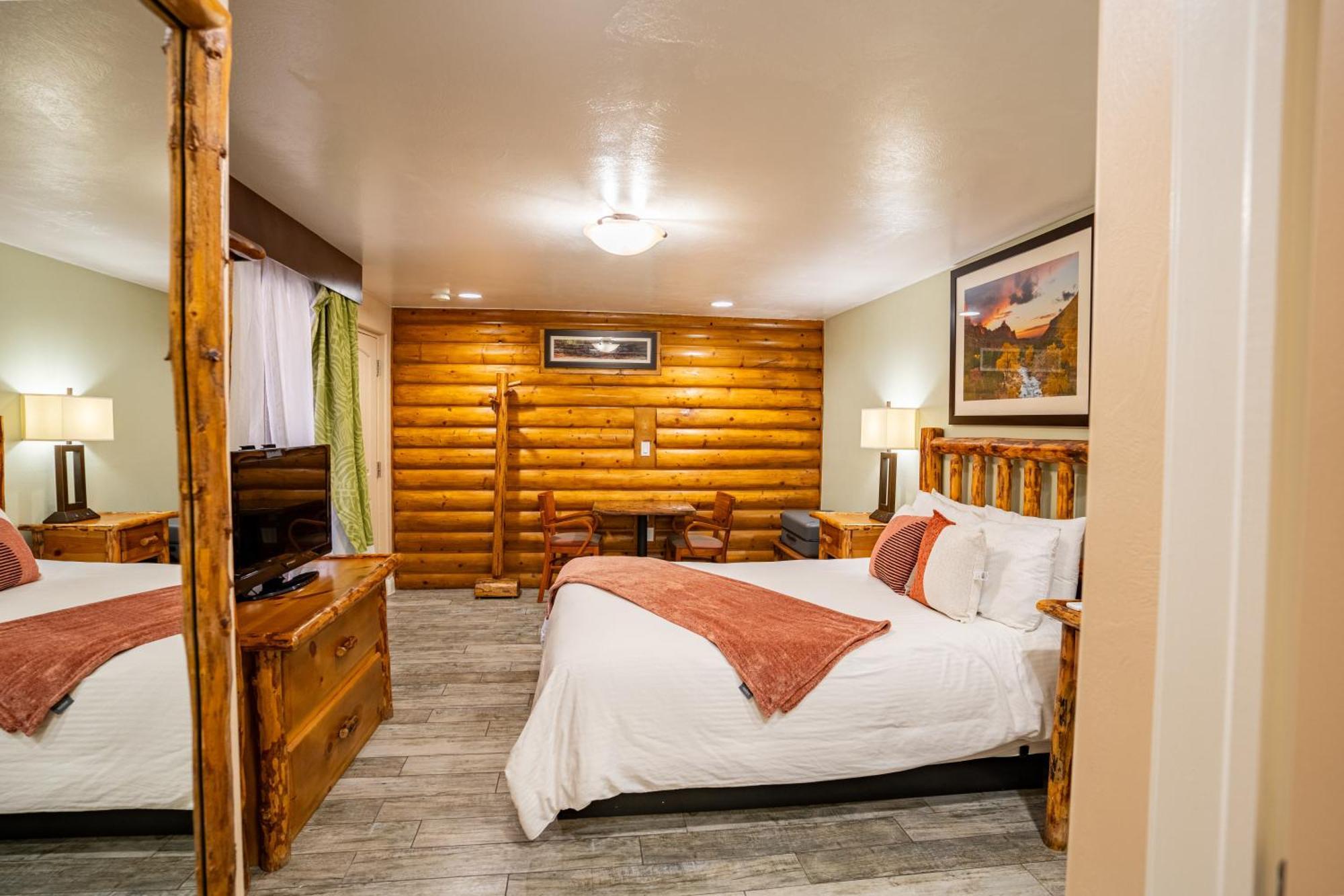 Pioneer Lodge Zion National Park-Спрингдейл Екстериор снимка